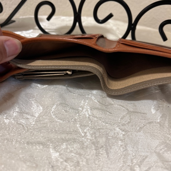 Vintage Dooney & Burke Wallet - Picture 6 of 7